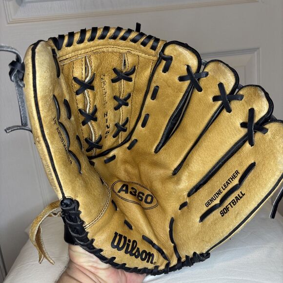 WILSON A360 Softball Glove Large RHT 14"  AGenuine Leather Split Hinge - Picture 9 of 9